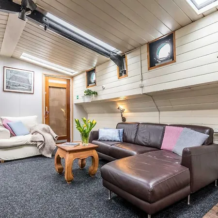 Panzió Houseboat Reussi Amszterdam