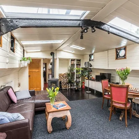 Houseboat Reussi Bed & Breakfast Amsterdam